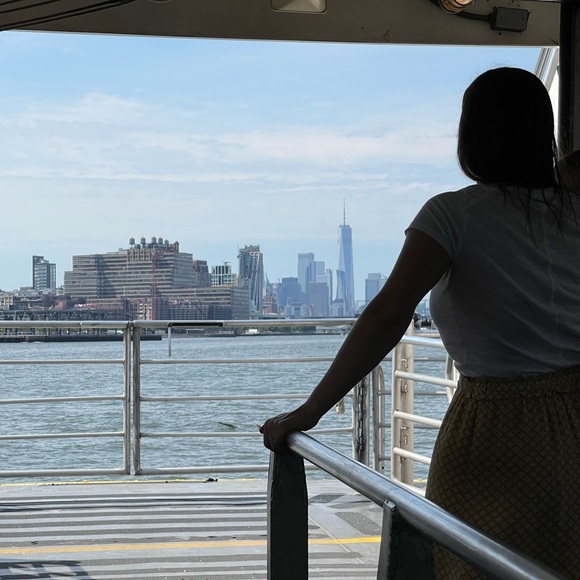 Meet your Posher, Kimberly - Picture 1 of 1